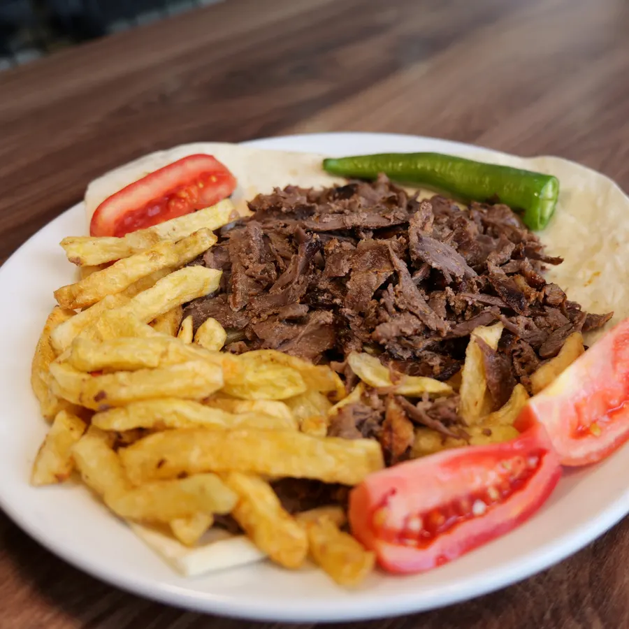 Sade Et Döner